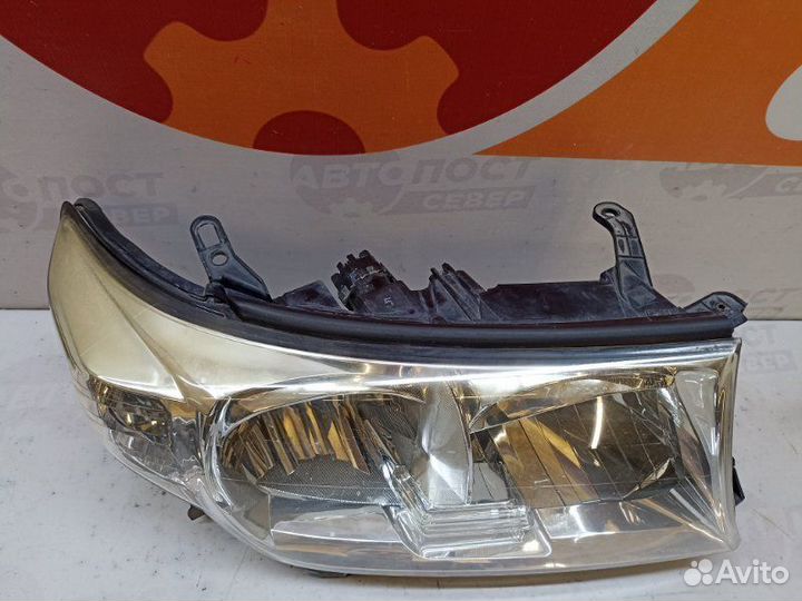 Фара правая Toyota Land Cruiser GRJ200 1vdftv 2008