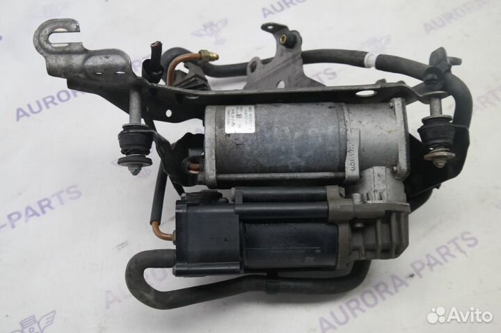 Компрессор пневмоподвески Mercedes C W205 2013