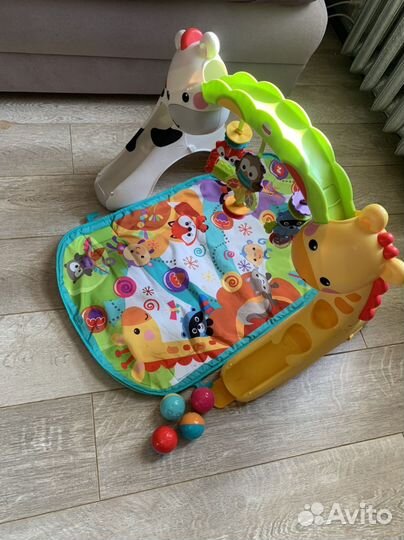 Развивающий коврик fisher price