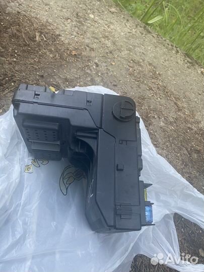 Блок CEM вольво s60 2005 год