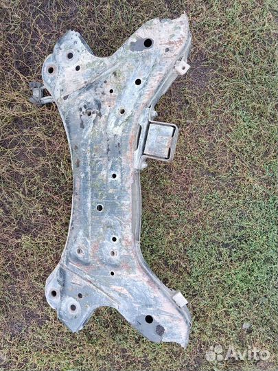 Подрамник передний балка Киа Спортаж 3