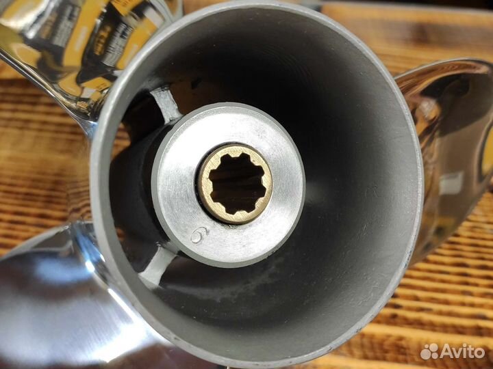 Гребной винт Yamaha 9.9-15; 3х9-1/4х12-J, сталь