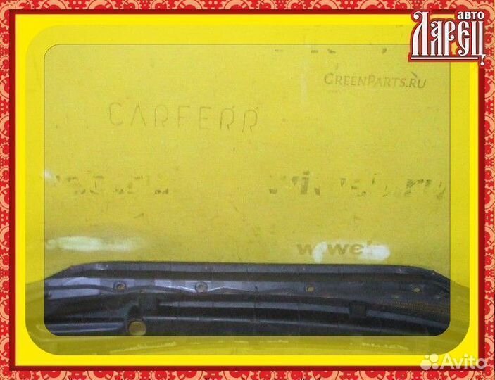 Решетка под лобовое стекло Nissan Serena FC26