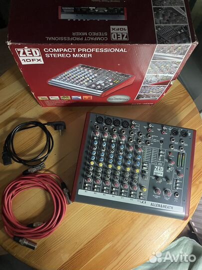 Микшерный пульт Allen&Heath ZED 10 FX и коммутация