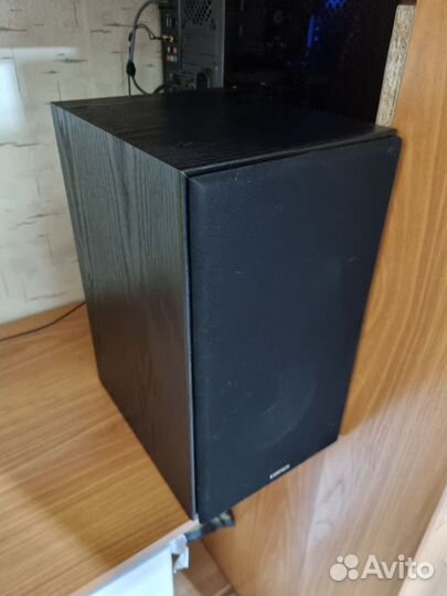 Колонки Edifier R2700 (трёхполосные)