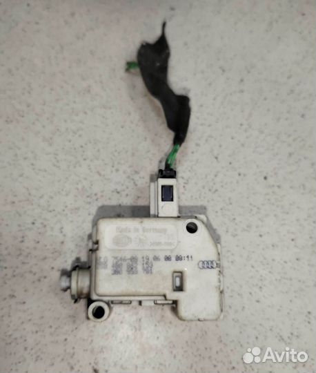 Актуатор замка крышки бензобака Audi A6 C5