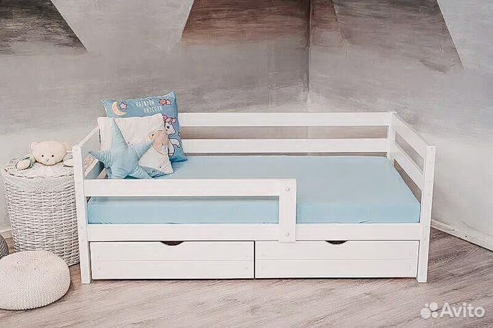 Кровать для девочки подростка