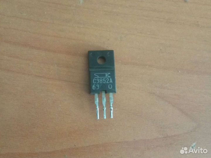Транзистор C3852A