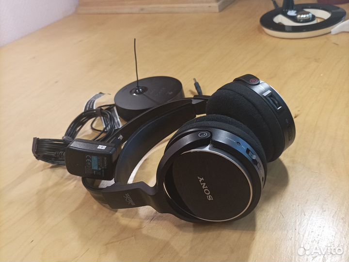 Беспроводные наушники sony mdr-rf810r