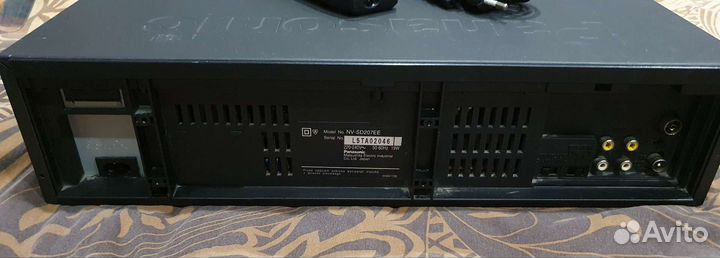 Видеомагнитофон panasonic