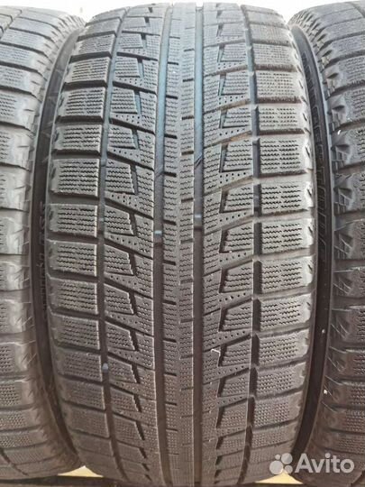 Bridgestone Blizzak Revo2 225/50 R17 97H