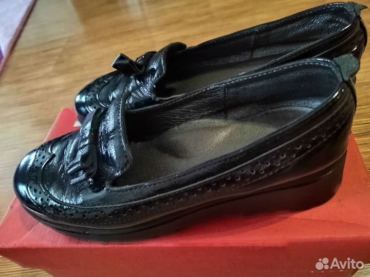 Туфли школьные