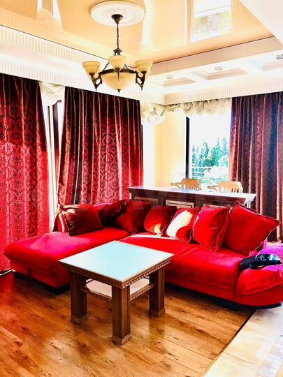 3-к. квартира, 90 м², 8/14 эт.