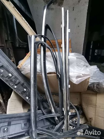 Накладки стойки двери KIA sorento prime