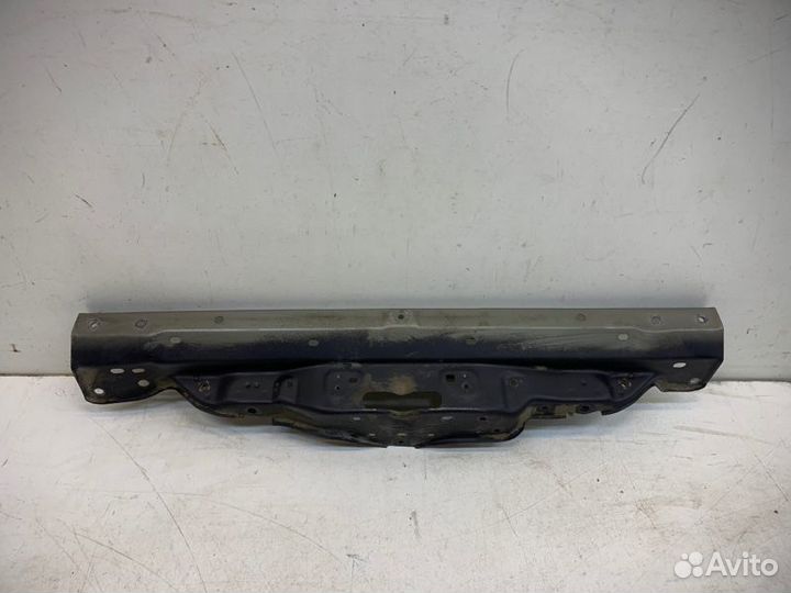 Суппорт радиатора Lexus Lx 3 2007-2015