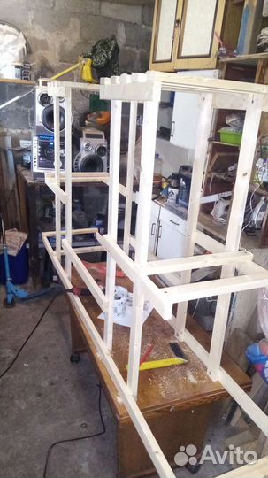 Подставка для цветов напольная