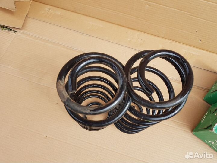 Задние пружины подвески Ford Fusion