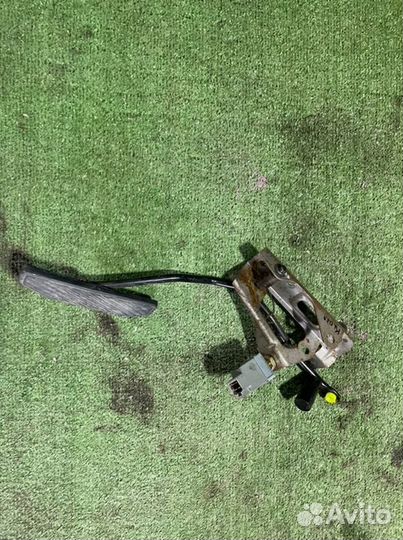 Педаль газа Mazda Mpv lvlr WL-T 1998