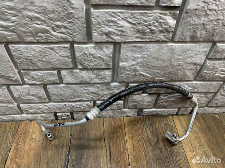 Toyota Corolla E18 Трубка кондиционера