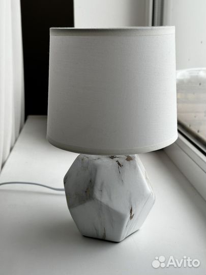 Лампа прикроватная, настольный светильник