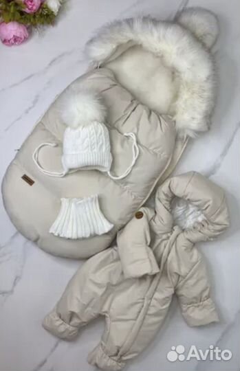 Конверт и комбенизон для новорожденного