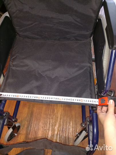 Продам инвалидную коляску