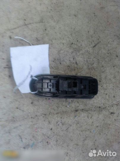 Кнопка стеклоподъемника Peugeot 308 2007