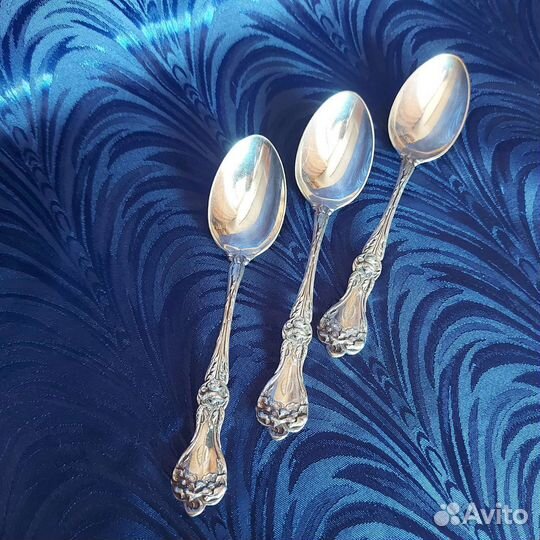 Серебряная чайная ложка