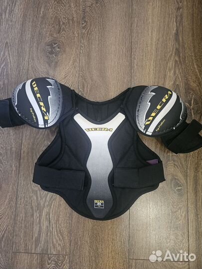 Нагрудник хоккейный