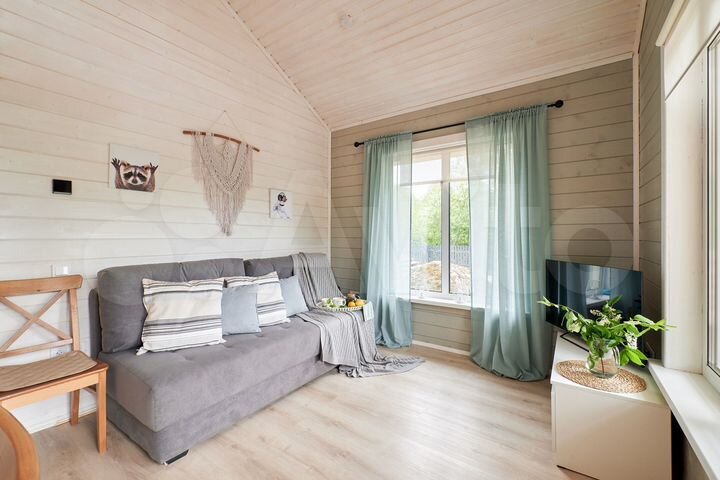 Дом 54 м² на участке 6 сот.