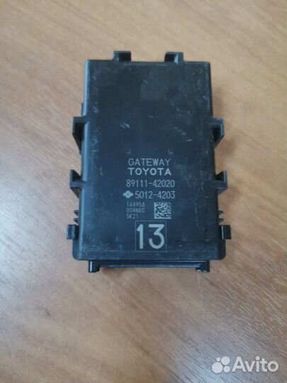Блок управления монитором Toyota Rav 4 40