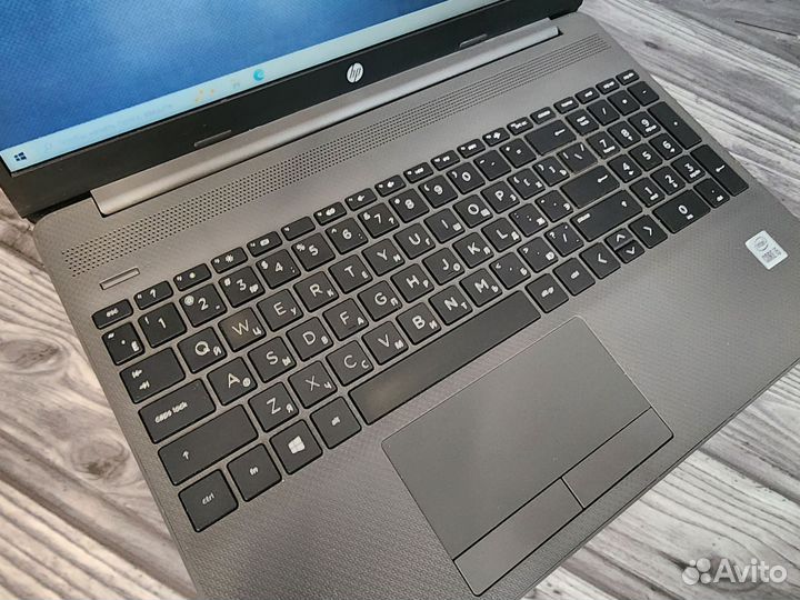 HP 250 G8 (Core i5-10Th / 8DDR4 / SSD 256)