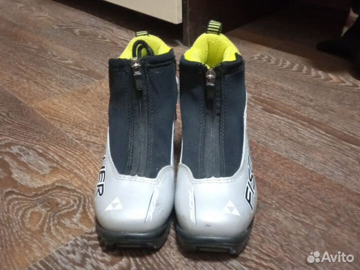 Лыжные ботинки детские