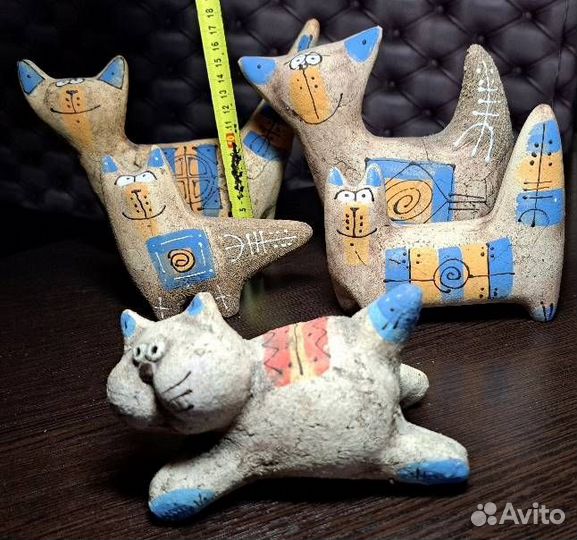 Статуэтка кошка