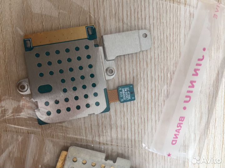 Разьем сим карт