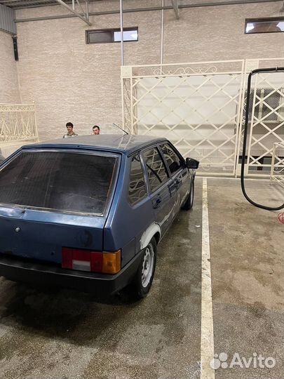 ВАЗ 2109 1.5 МТ, 2003, битый, 250 000 км