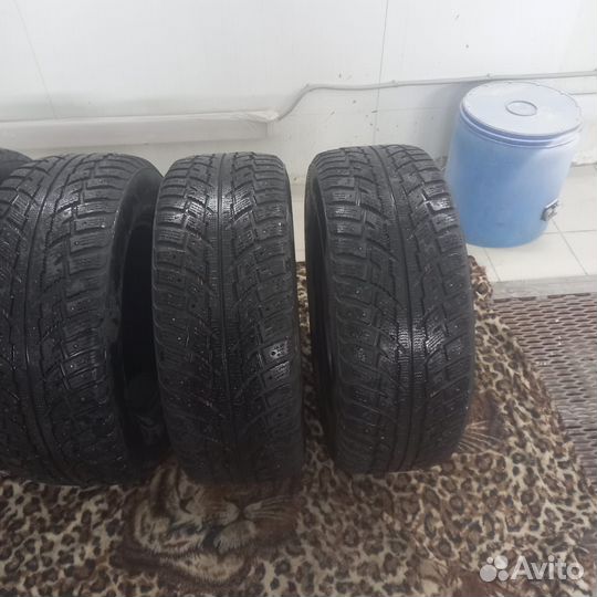 Kumho Power 70 265/65 R17