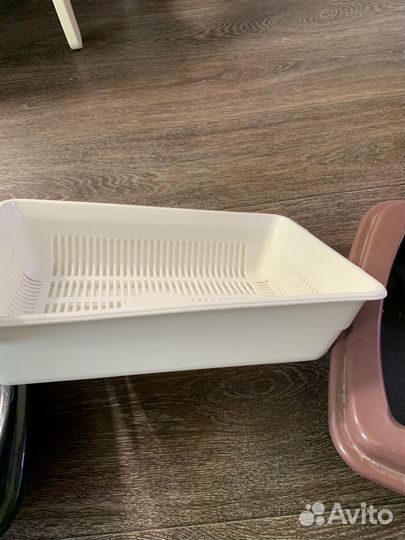 Лоток для кошек большой и малый