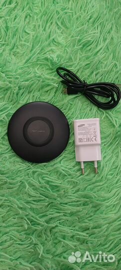 Беспроводная зарядка Samsung