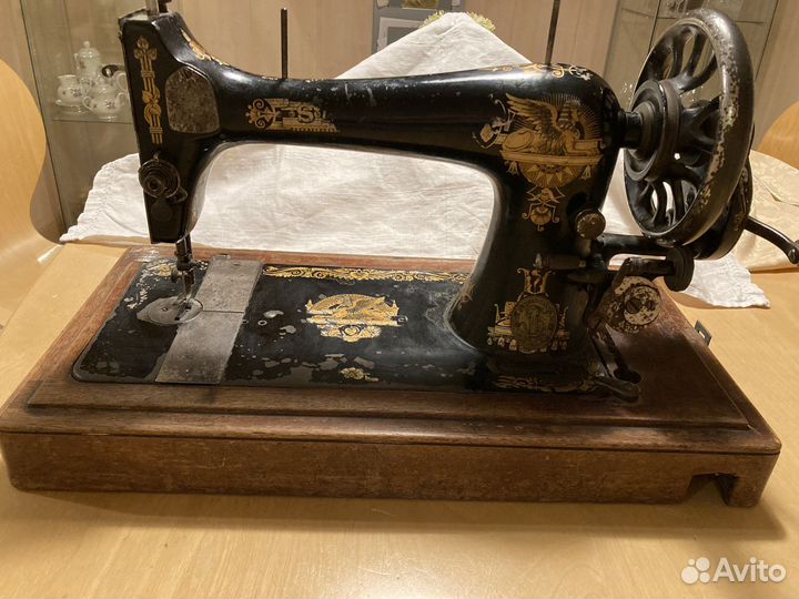 Швейная машина Singer