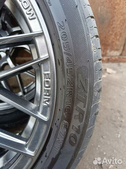 Zeta ZTR10 205/45 R16 87W