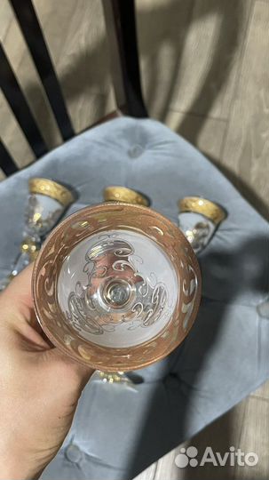 Рюмки на ножке