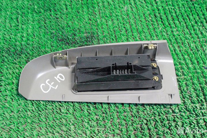 Блок эсп правый Cadillac Escalade GMT800