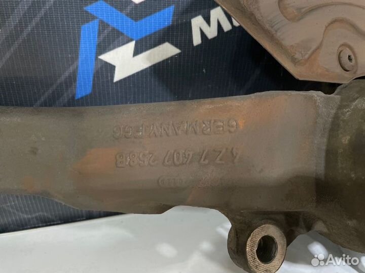 Поворотный кулак передний правый Audi A6 Allroad