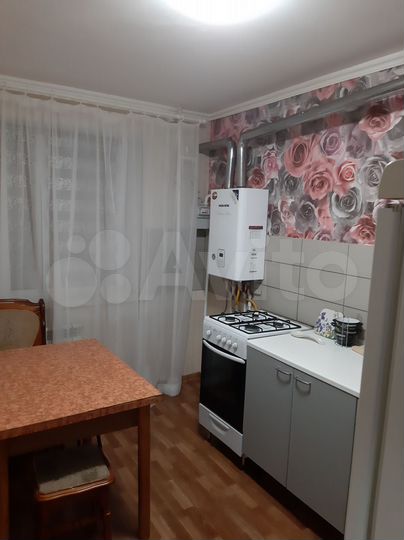 2-к. квартира, 56 м², 2/3 эт.