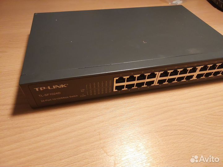 Коммутатор (свич) TP-Link TL-SF1024D