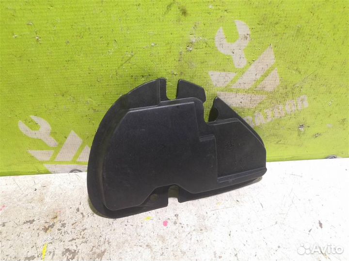 Крышка Рено Клио 2 Симбол