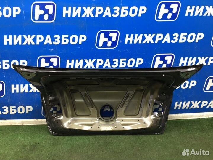 Крышка багажника Volkswagen Passat B6