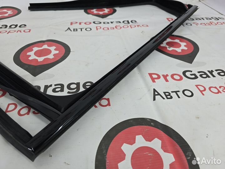 Уплотнитель молдинг стекла двери задний Jaecoo J7