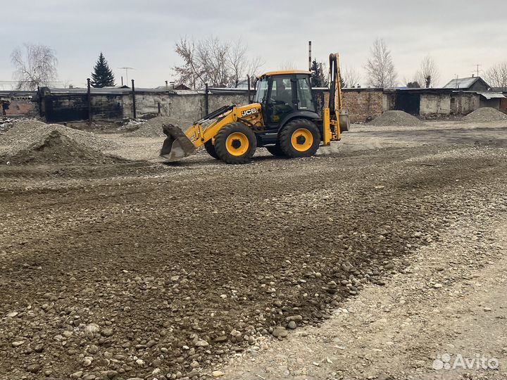 Экскаватор-погрузчик JCB Гидромолот